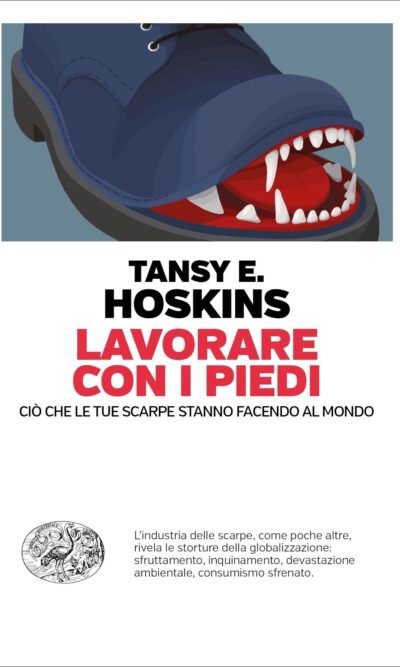 LAVORARE CON I PIEDI SCARPE STANNO FACENDO AL MOND